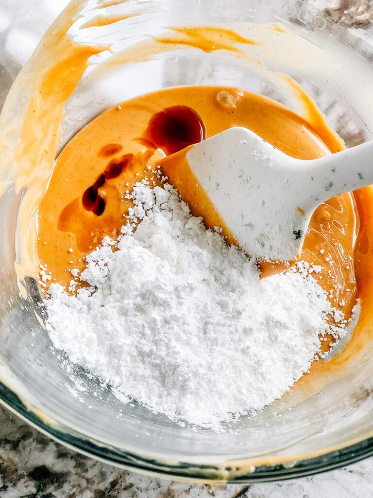 Add the powdered sugar and vanilla to the filling and stir smooth.