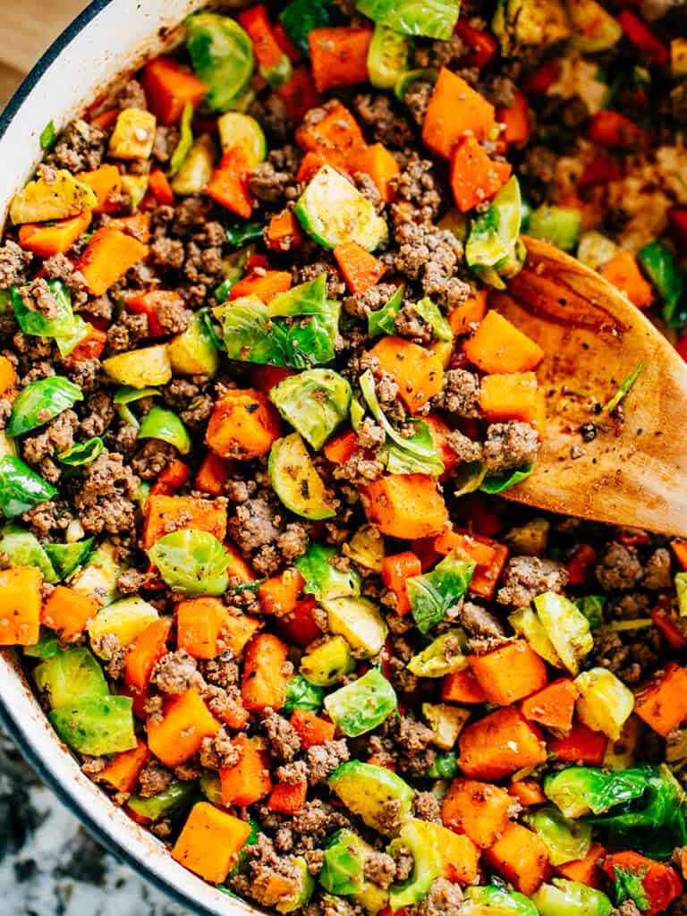 Colorful and delicious this beef skillet with sautéed vegetables is perfectly seasoned!